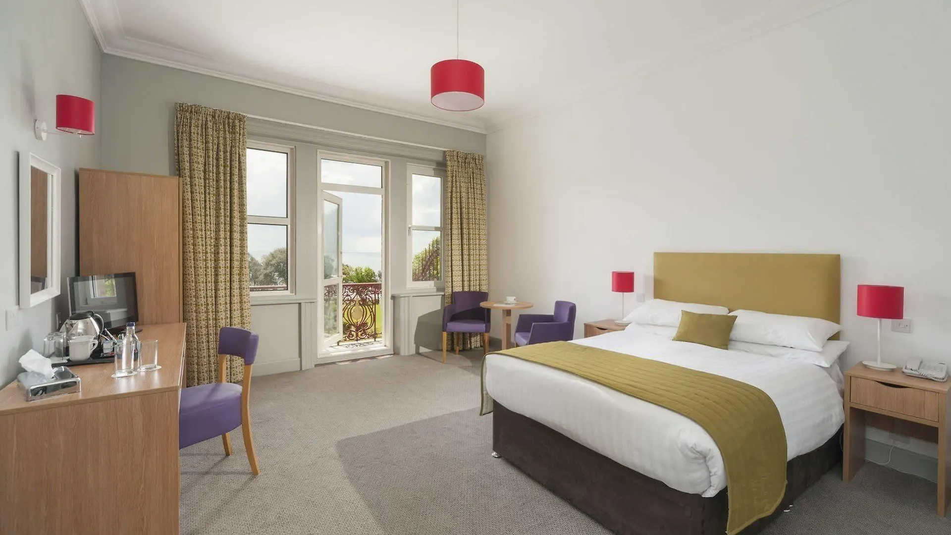 The Nici 4*, Bournemouth United Kingdom