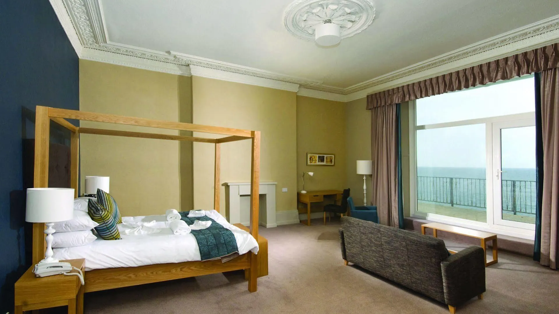 The Nici 4*, Bournemouth